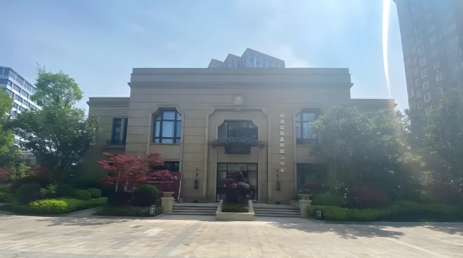 上海徐汇区出售独栋：社区底商独栋，商业产权加持，坐拥徐家汇商圈顶级人流