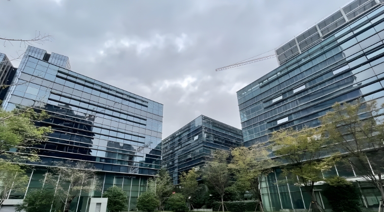 上海长三角企业总部抢滩莘庄，2300方独栋现售，享湖河生态办公