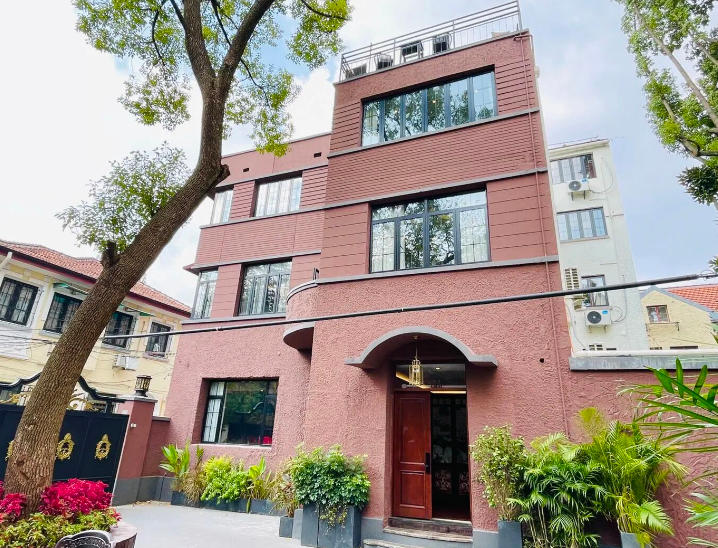 徐汇区复兴西路稀缺！550㎡+300㎡独立花园老洋房别墅招商，企业总部 / 高端会所适配，林荫秘境 + 专属停车场