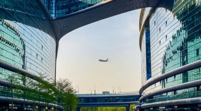 关于印发《虹桥国际中央商务区关于低空经济高质量发展的支持政策》的通知