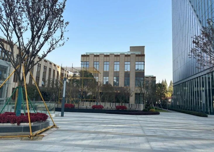 上海徐汇区博翠中心招商中心招商租赁综合评估报告：企业选址决策深度分析